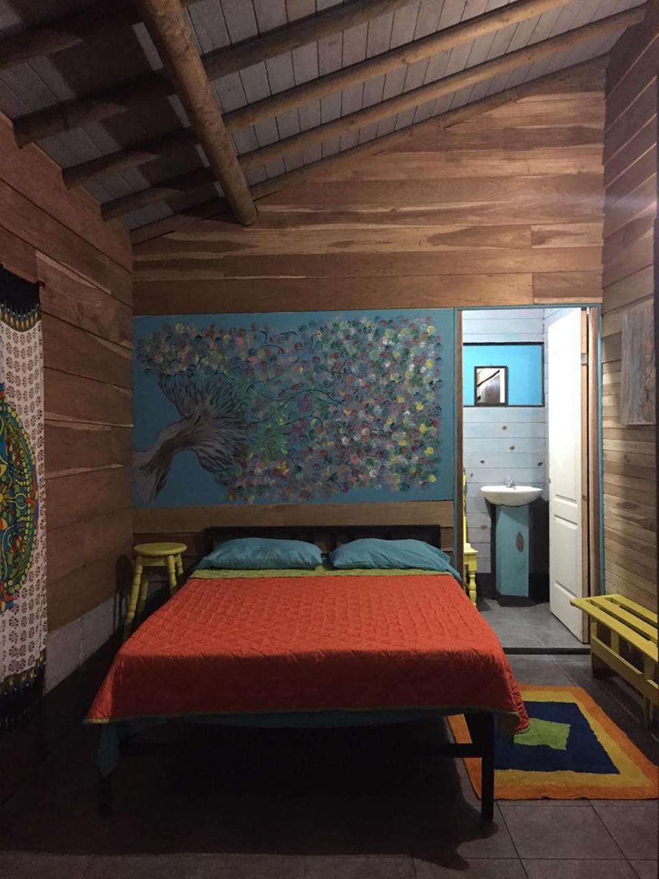 Wood House Hostel La Fortuna Extérieur photo